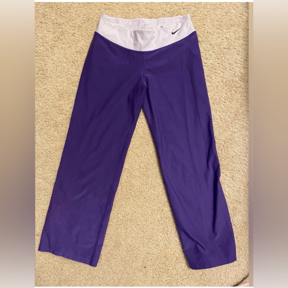 Nike women’s leggings
